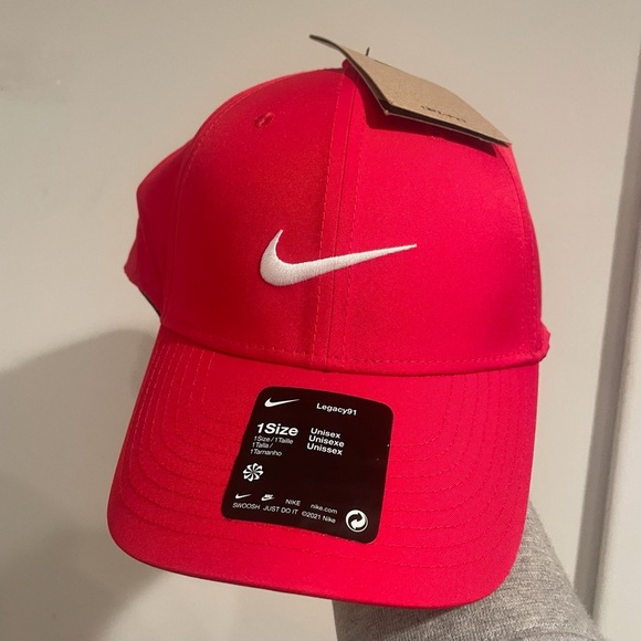Nike Unisex Dri-Fit Adult Legacy91 Tech Red Athletic Golf Hat 1 Size NWT - Picture 1 of 6